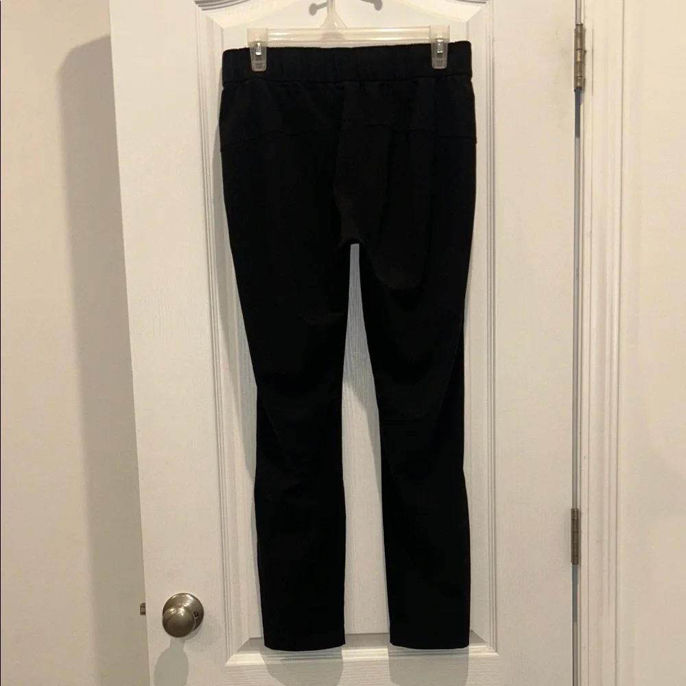 Lululemon Women’s On The Fly Pant, Size 6